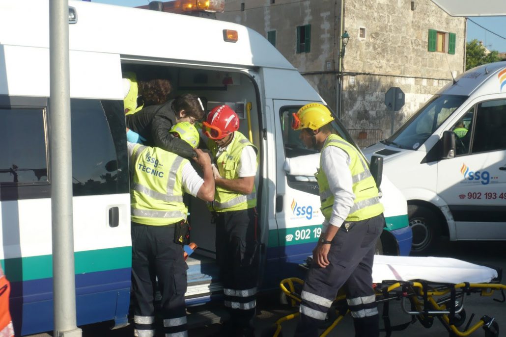 SERVICIOS SOCIALES Y SANITARIOS